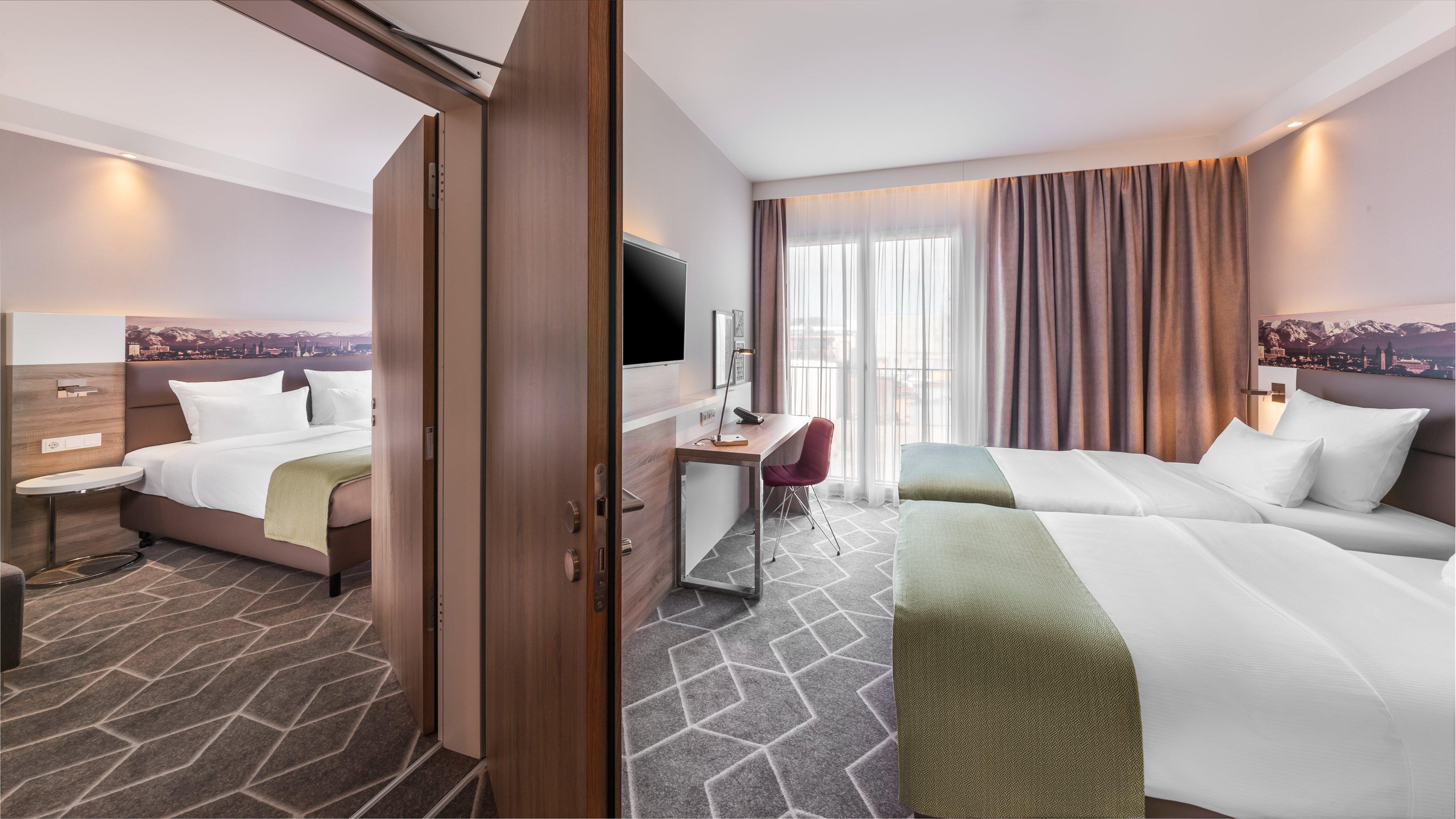 - East Hotel
