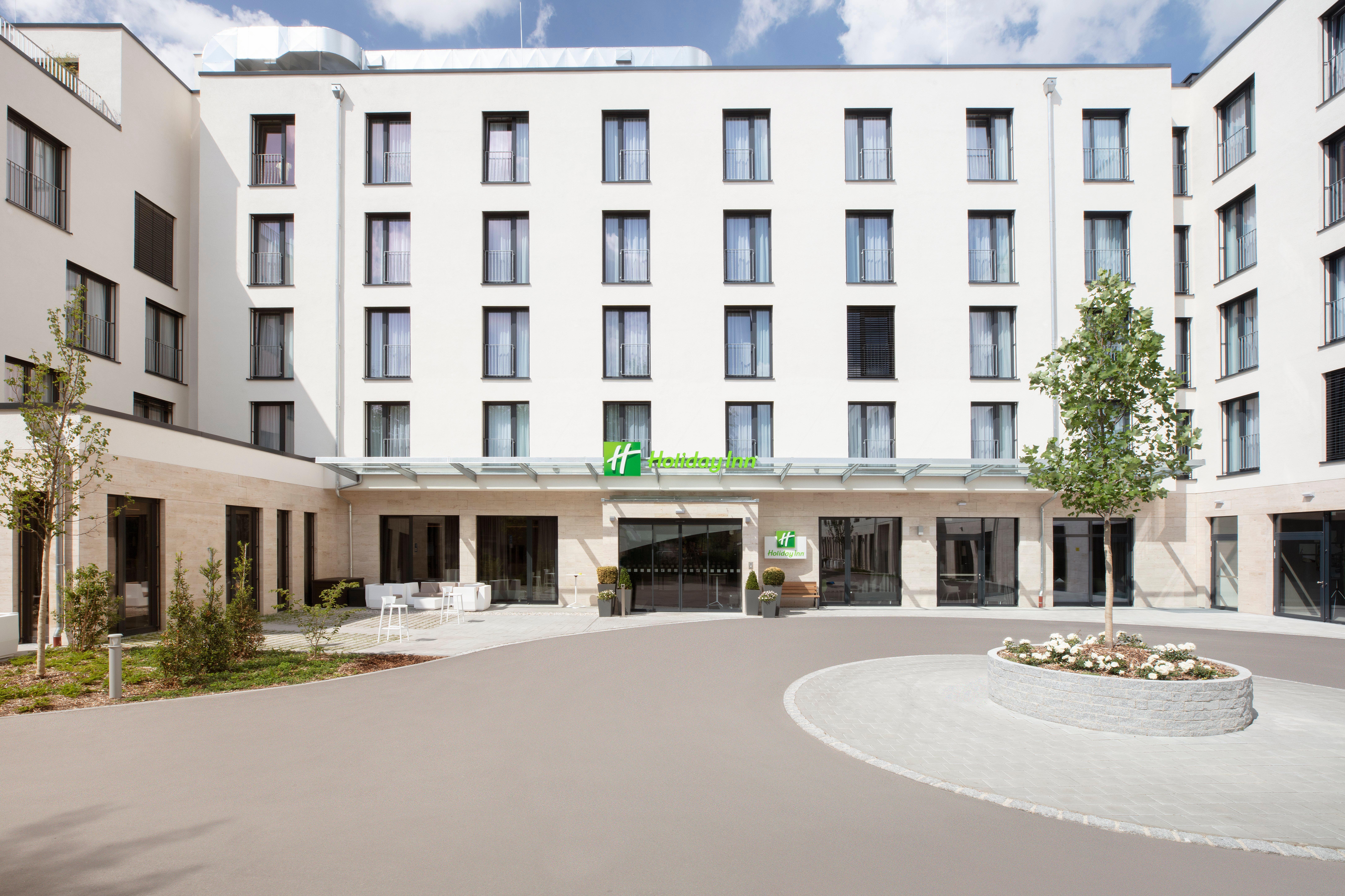 - East 4* München