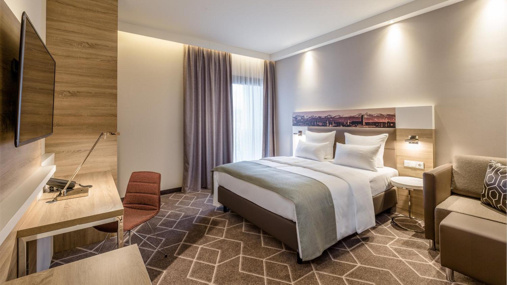 - East Hotel 4*